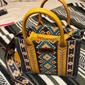 Wrangler Purse with strap